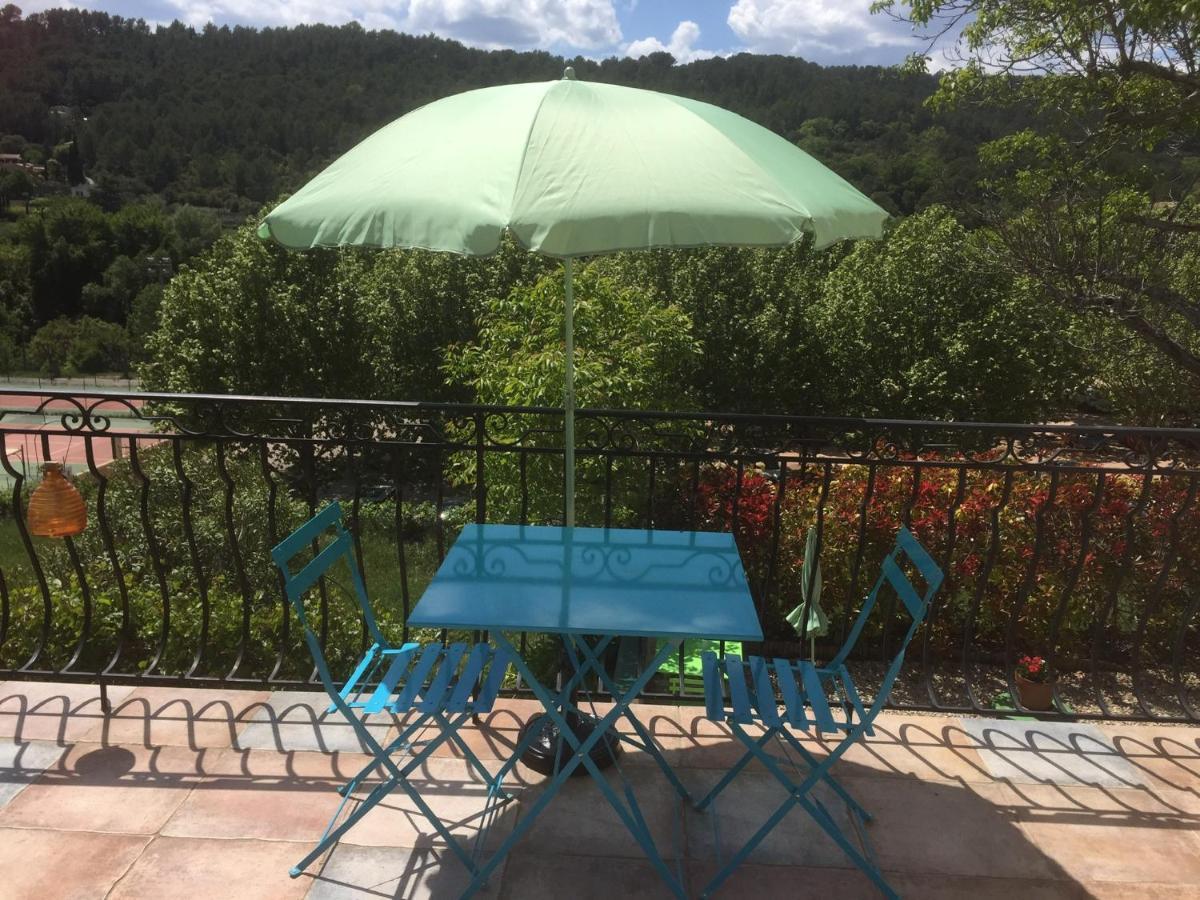 Bed & Breakfast La Maison Du Bonheur Cotignac